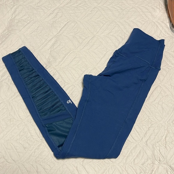 High-Waist Moto Legging - Picture 3 of 3